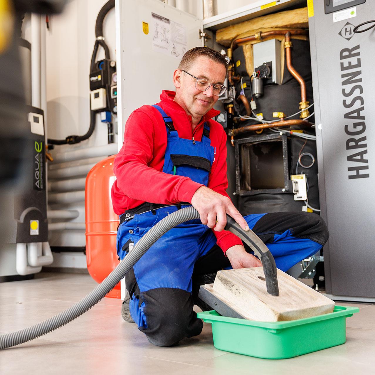koegel-haustechnik-heizungsseite-wartung-04 Wartung und Reinigung einer Heizungsanlage durch KÖGEL Haustechnik